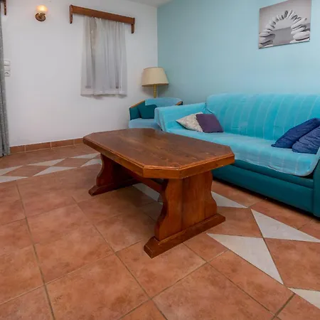 Ruzmarin - Antonija * Rogoznica (Sibenik-Knin)