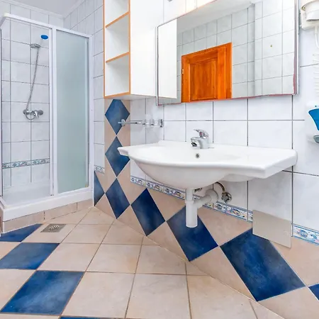 Ruzmarin - Antonija Appartement *