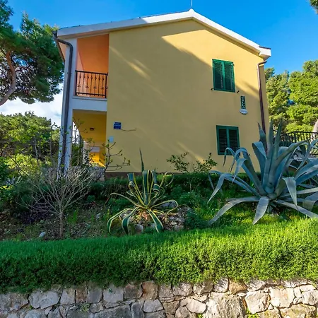 Apartment Ruzmarin - Antonija